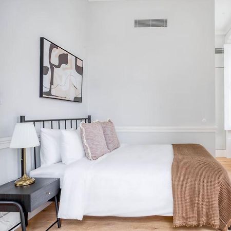Private Bedrooms In The Heart Of Lisboa Exteriör bild